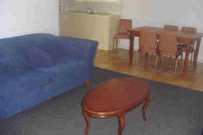 Sunraysia Motel And Holiday Apartments - Hervey Bay Accommodation 3