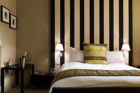 The Mansion Hotel - Hervey Bay Accommodation 2
