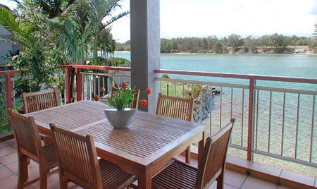 Sunrise Cove Holiday Apartments - Hervey Bay Accommodation 1