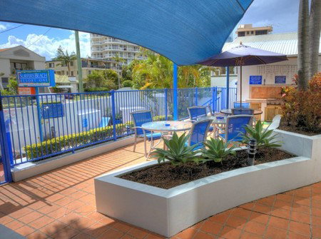 Surfers Beach Resort One - Hervey Bay Accommodation 0