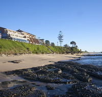 Oceanfront Motel - Hervey Bay Accommodation