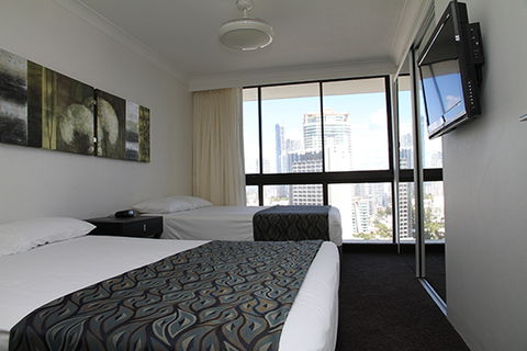 Hi Surf Beachfront Resort Apartments - Hervey Bay Accommodation 3
