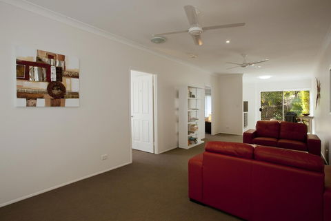 Mt Coolum Retreat - Hervey Bay Accommodation 1