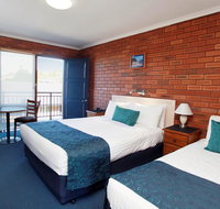 Pelican Motor Inn - Hervey Bay Accommodation