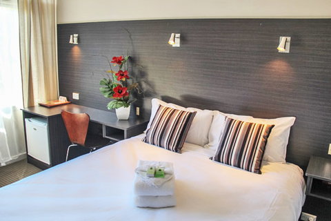 Mid City Motor Lodge - Hervey Bay Accommodation 0