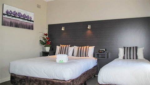 Mid City Motor Lodge - Hervey Bay Accommodation 1