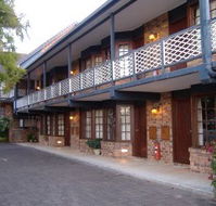 Montville Mountain Inn
