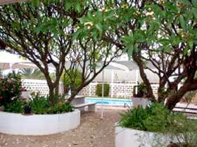 Inland Oasis Motel - Hervey Bay Accommodation 0