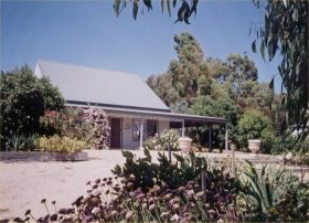 Brackley Cottage - Tourism Hervey Bay 0