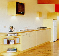 Hilltop Studios - Hervey Bay Accommodation