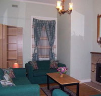 Mountain Top Holiday Home - Hervey Bay Accommodation