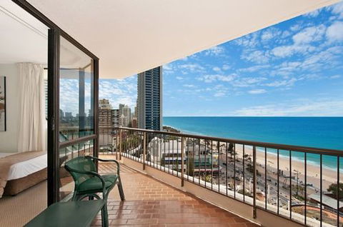Gold Coast Holiday Stays - Hervey Bay Accommodation 1