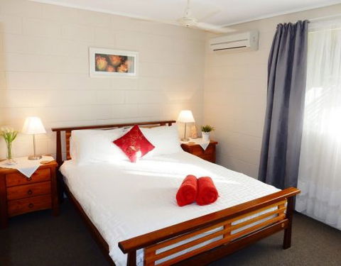 Lucinda Holiday Rentals  - Hervey Bay Accommodation 4