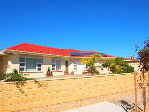 Homes Down Under - Hervey Bay Accommodation 1