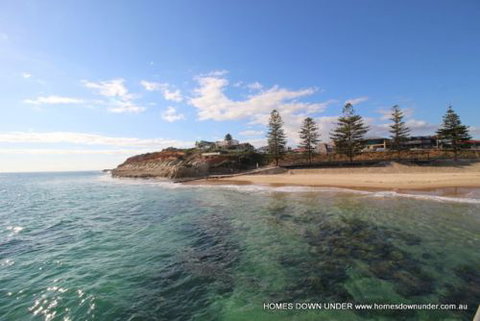 Homes Down Under - Hervey Bay Accommodation 7