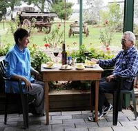 Stone Hut Cottages - Tourism Hervey Bay