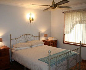 Caits Cottage Bed And Breakfast - Hervey Bay Accommodation 0