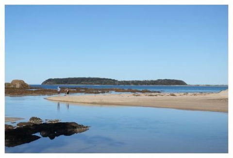 Mossy Point Holiday Rentals - Hervey Bay Accommodation 0