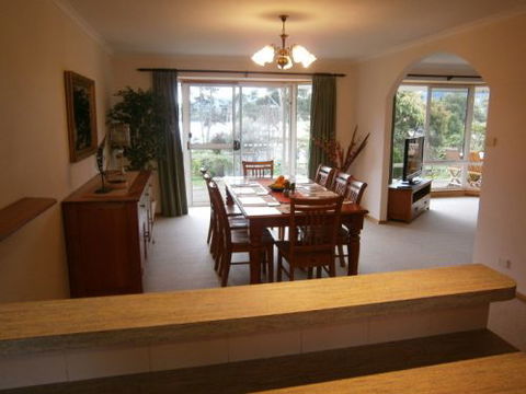 Portside Cygnet Accommodation - Hervey Bay Accommodation 2