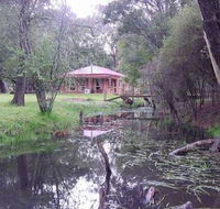 Kangaroo Gully Cottage - Hervey Bay Accommodation