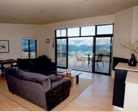 Heavens Mountain Escape - Hervey Bay Accommodation 0