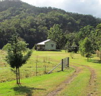 Eighteen Mile Cottage and Homestead - Hervey Bay Accommodation
