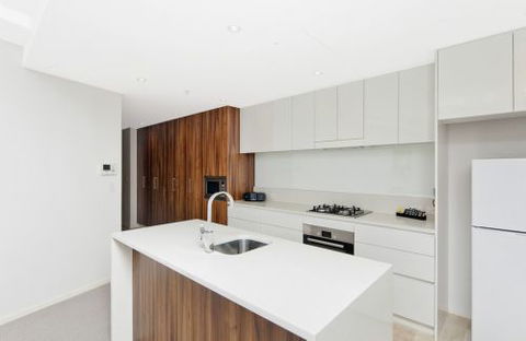 Astra Apartments Canberra - Hervey Bay Accommodation 1