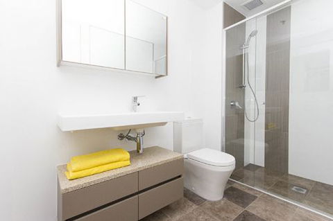 Astra Apartments Canberra - Hervey Bay Accommodation 4