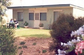 Oaklands Cottage - Hervey Bay Accommodation 0