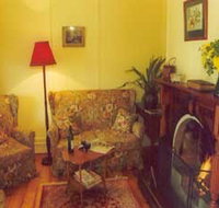 Gold Creek Cottage - Hervey Bay Accommodation