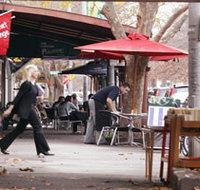 About Henry's - Hervey Bay Accommodation