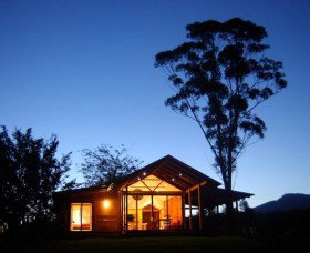 Promised Land Cottages - Hervey Bay Accommodation 0