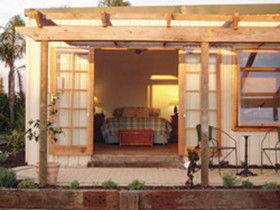 Amande Bed And Breakfast - Tourism Hervey Bay 0