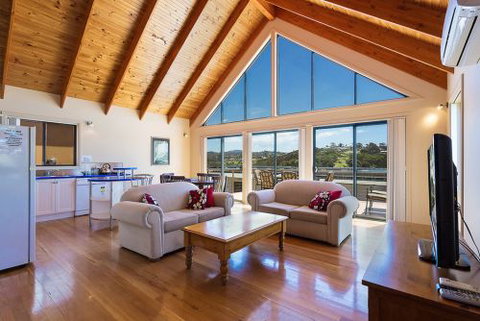 Eden Holiday Rentals - Hervey Bay Accommodation 4