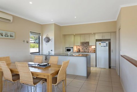 Eden Holiday Rentals - Hervey Bay Accommodation 5