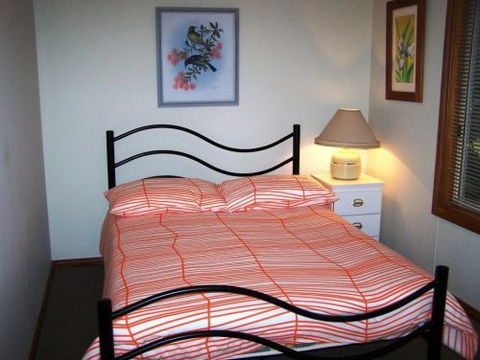 Monaro Cottage - Hervey Bay Accommodation 6