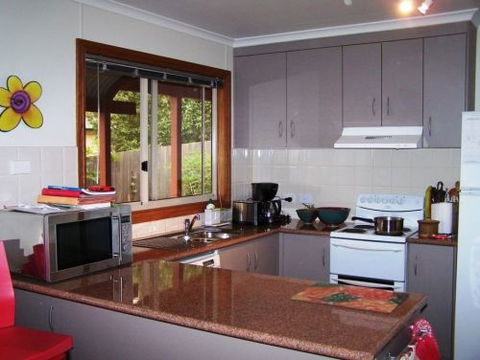 Monaro Cottage - Hervey Bay Accommodation 7