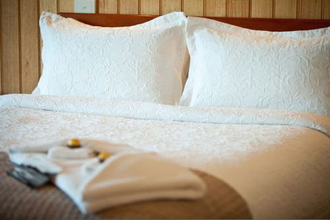 Coastal View Cabins - Hervey Bay Accommodation 2
