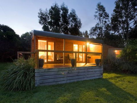 Coastal View Cabins - Hervey Bay Accommodation 8