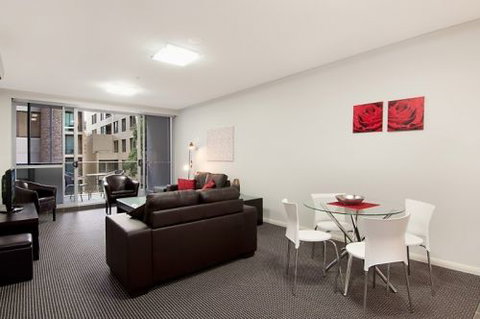 Astra Apartments North Sydney - Hervey Bay Accommodation 4