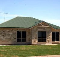 Juno Court Holiday Retreat - Hervey Bay Accommodation