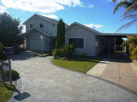 Hedgehog House - Hervey Bay Accommodation 0