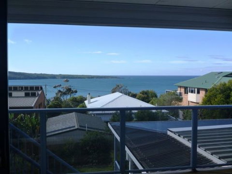Hedgehog House - Hervey Bay Accommodation 1
