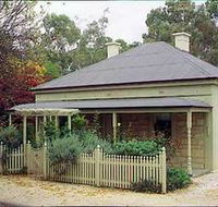 Miriam's Cottage - Hervey Bay Accommodation