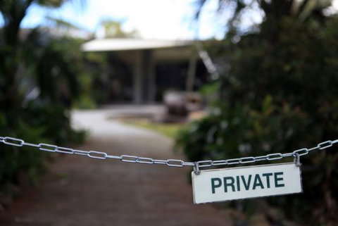 ArtHOUSE Beachfront Accommodation - Hervey Bay Accommodation 0
