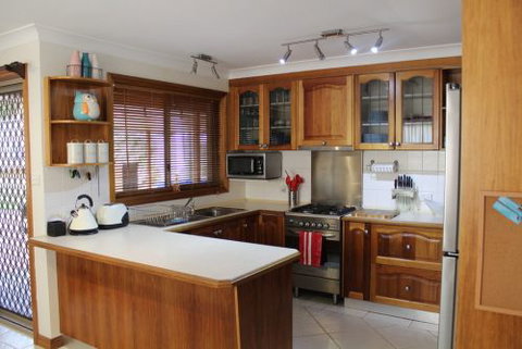 Tomakin Beach House - Hervey Bay Accommodation 9