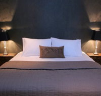 Lilies Cottage - Hervey Bay Accommodation