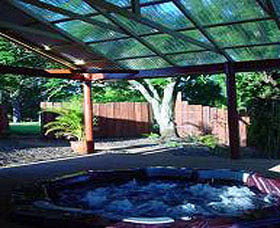 Highland Valley Homestead - Tourism Hervey Bay 0