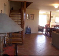 Barn Retreat - Mansfield - Hervey Bay Accommodation