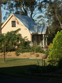 Glenrose Cottages - Hervey Bay Accommodation 0